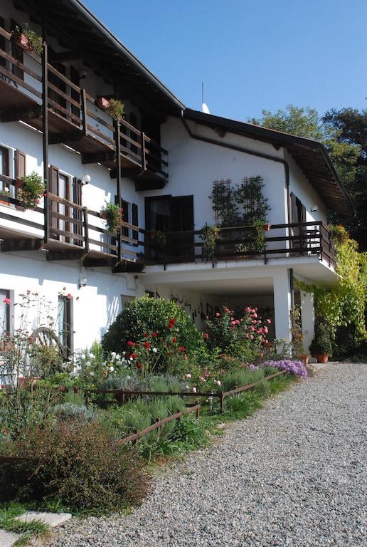 Agriturismo Fano'S Farm Suno エクステリア 写真